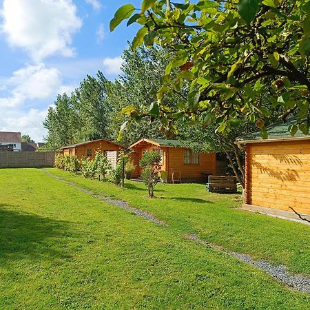 Gite Les Chalets Du Fliers Verton Meubles De Tourisme Classes 2 Etoiles Berck Exteriör bild