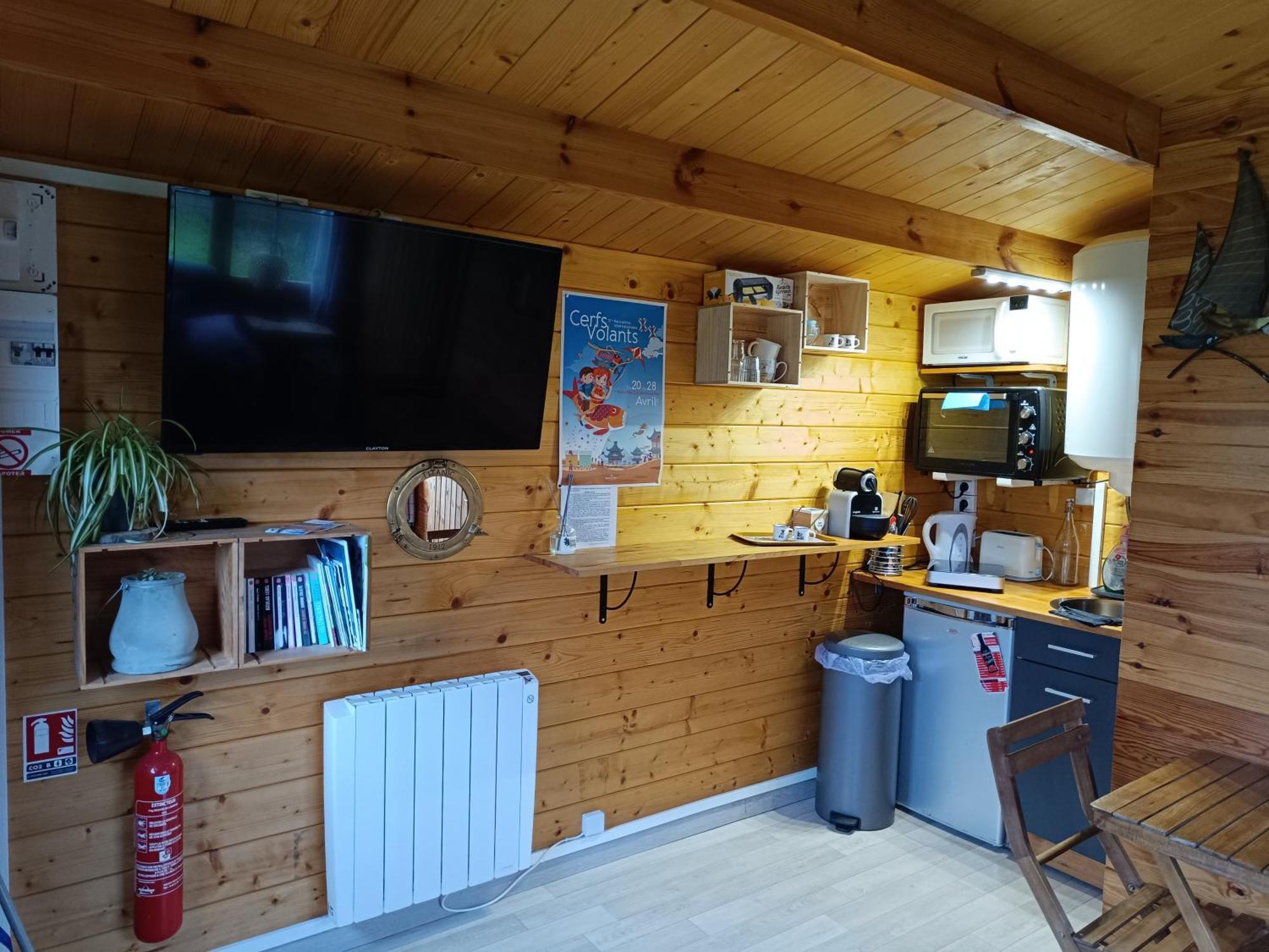 Gite Les Chalets Du Fliers Verton Meubles De Tourisme Classes 2 Etoiles Berck Rum bild